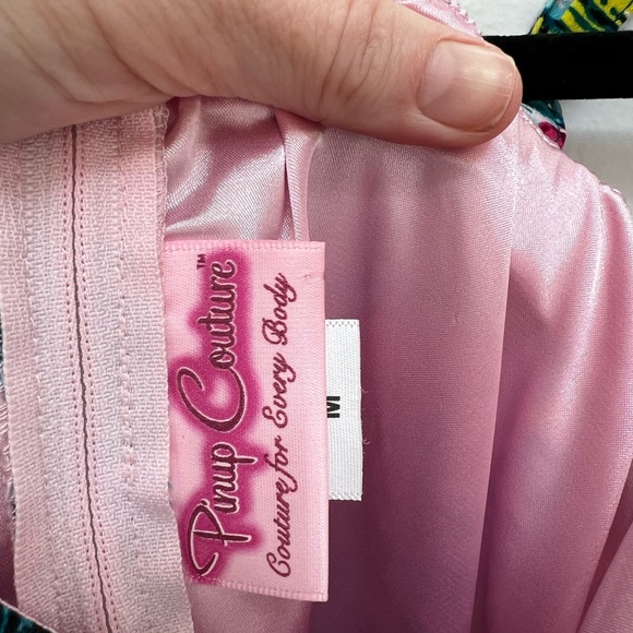 Pinup Girl Clothing Paris Jenny Dress size Medium - Picture 4 of 8